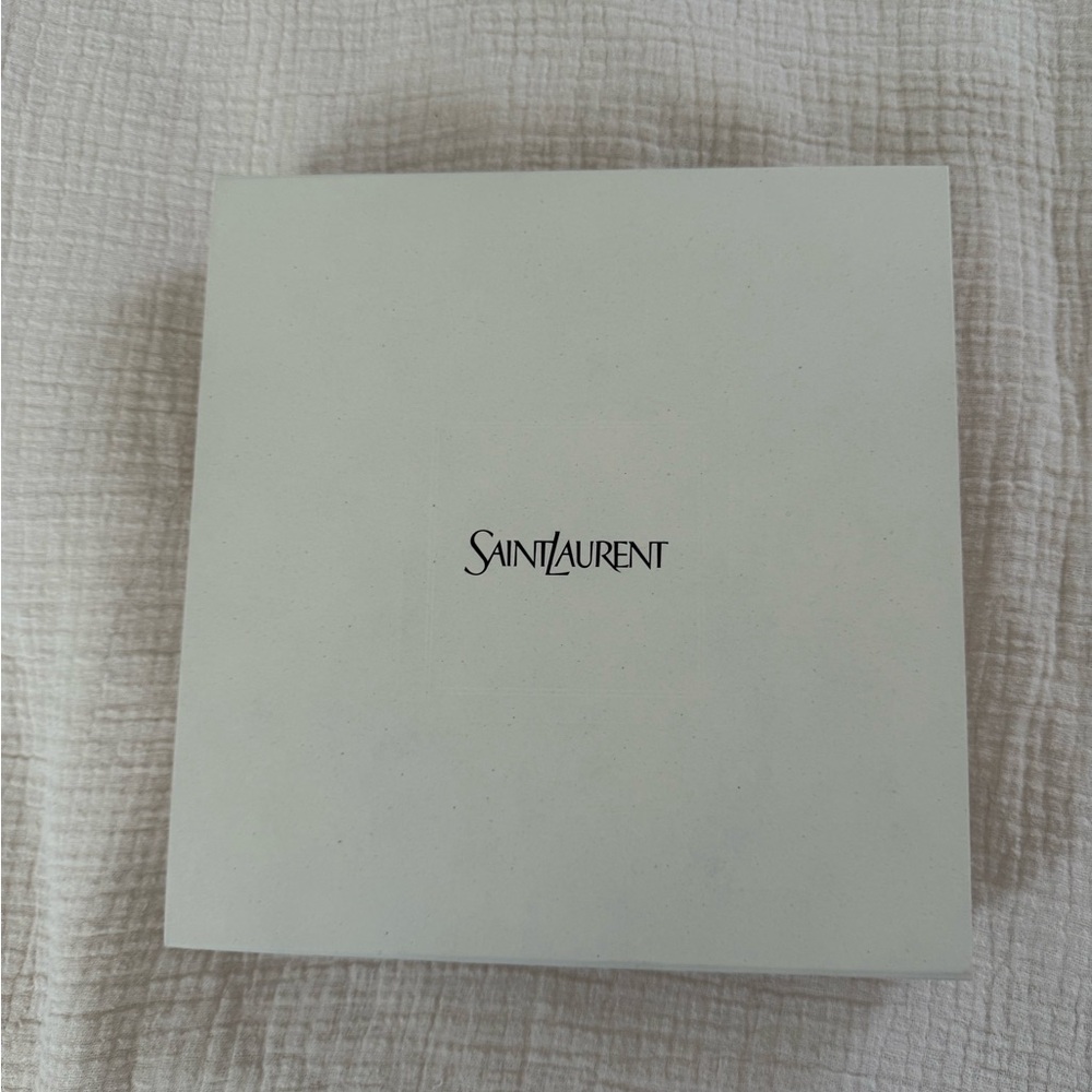 Saint Laurent box